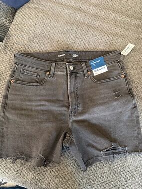 Old Navy OG Straight 5” Inseam Shorts